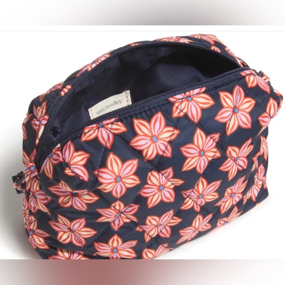 Vera Bradley Quilted Crossbody Camera Bag in Ultralight Floral Burst - Picture 1 of 10